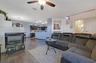 Photo #5: 2230444 Listing 