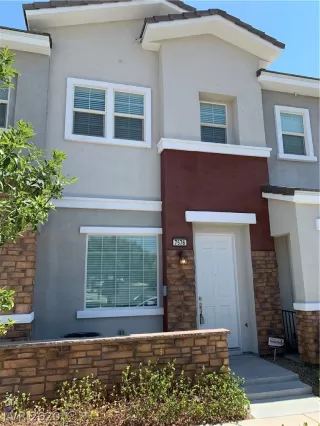 Photo #1: 2230497 Listing 