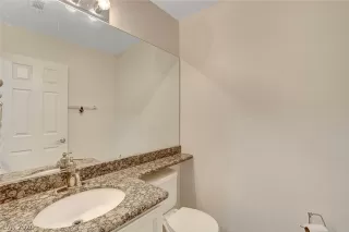 Photo #4: 2230532 Listing