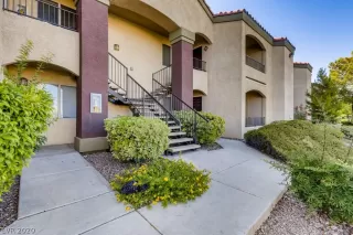 Photo #1: 2230556 Listing 