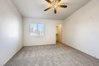 Photo #5: 2230556 Listing 