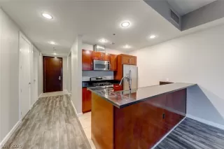 Photo #6: 2230566 Listing