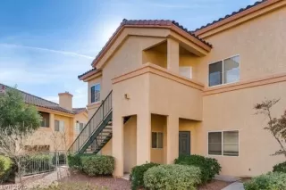 Photo #2: 2230598 Listing