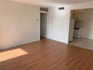 Photo #2: 2230616 Listing 