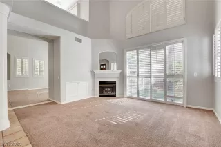 Photo #2: 2230692 Listing