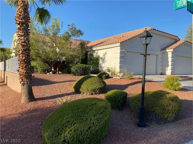 MLS: 2230705 Condo For Sale