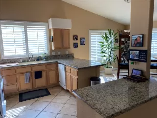 Photo #2: 2230705 Listing 