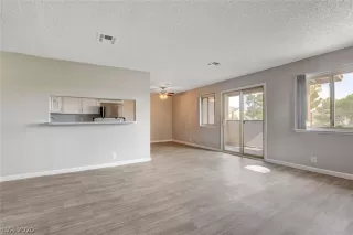 Photo #2: 2230716 Listing