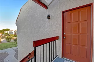 Photo #4: 2230759 Listing