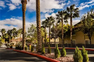 Photo #3: 2230817 Listing 