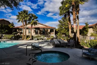 Photo #5: 2230817 Listing 