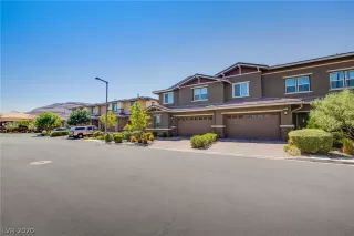 Photo #2: 2230932 Listing 