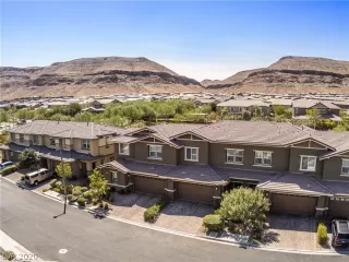 Photo #3: 2230932 Listing 