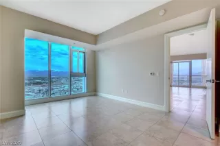 Photo #3: 2230956 Listing 