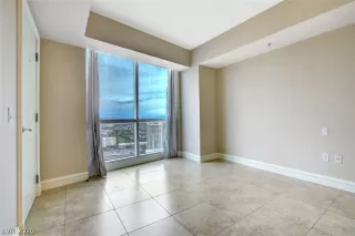 Photo #5: 2230956 Listing 
