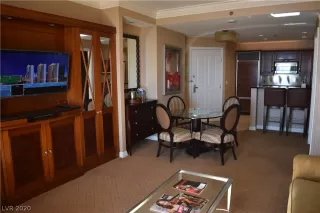 Photo #2: 2230958 Listing 