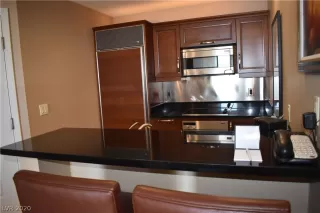 Photo #3: 2230958 Listing 