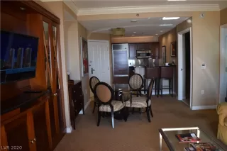 Photo #5: 2230958 Listing 