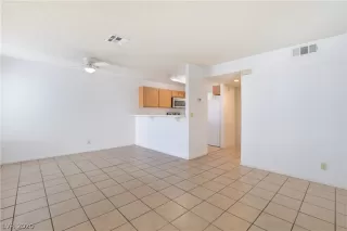 Photo #5: 2230998 Listing 