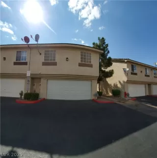 Photo #4: 2231003 Listing