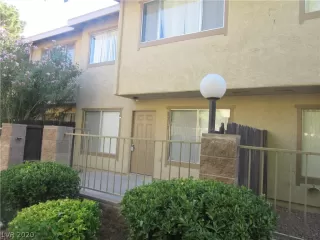 Photo #1: 2231041 Listing