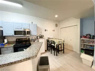 Photo #3: 2231046 Listing 
