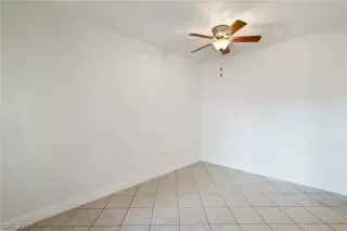 Photo #5: 2231074 Listing