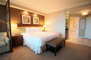 Photo #1: 2231097 Listing