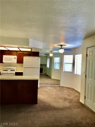 Photo #5: 2231136 Listing 