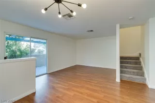 Photo #6: 2231177 Listing