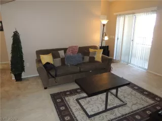 Photo #1: 2231184 Listing