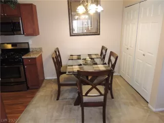 Photo #4: 2231184 Listing