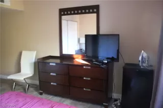 Photo #5: 2231272 Listing