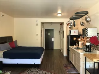 Photo #1: 2231346 Listing 