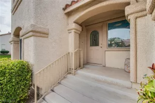 Photo #3: 2231389 Listing