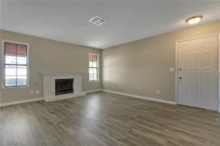 Photo #2: 2231412 Listing 