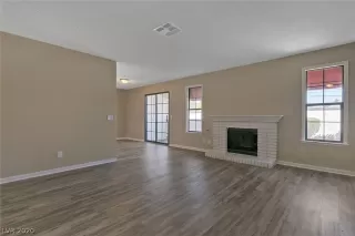 Photo #4: 2231412 Listing 
