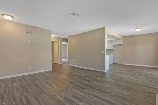 Photo #5: 2231412 Listing 