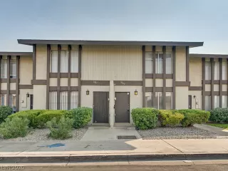 Photo #1: 2231444 Listing 