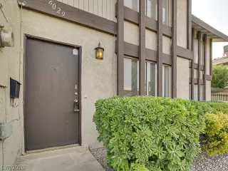 Photo #2: 2231444 Listing 