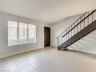 Photo #3: 2231444 Listing 