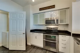 Photo #5: 2231510 Listing 