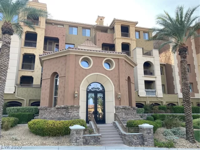 MLS: 2231544 Condo For Sale