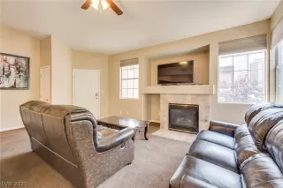 Photo #3: 2231554 Listing 