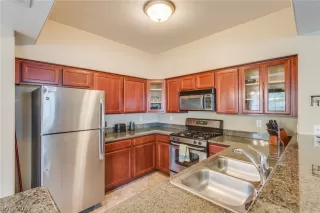 Photo #5: 2231554 Listing 