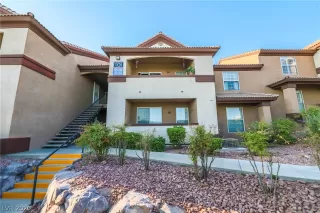 Photo #1: 2231595 Listing