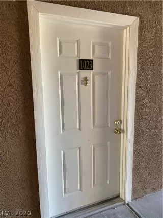 Photo #4: 2231595 Listing