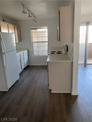 Photo #6: 2231595 Listing