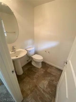 Photo #2: 2231641 Listing 