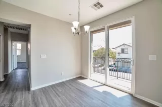 Photo #5: 2231705 Listing